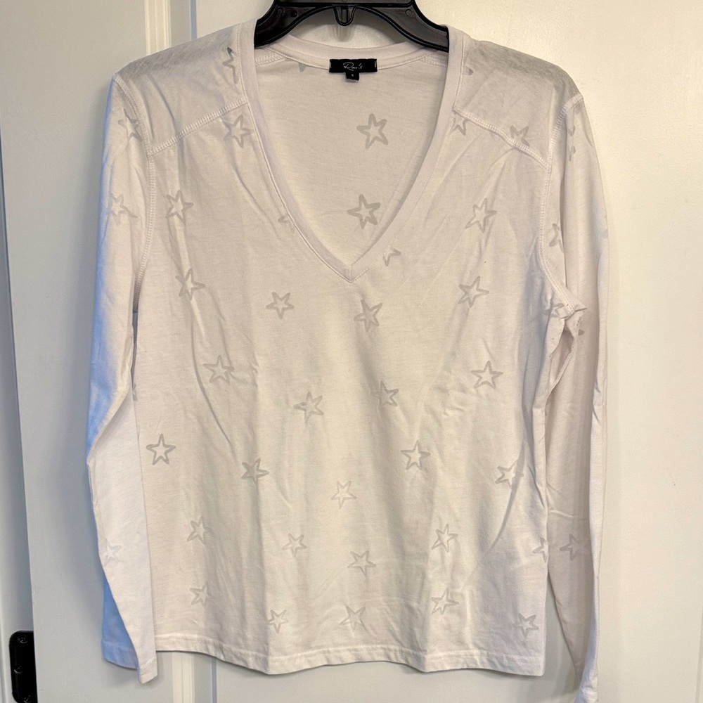Rails White Star V-Neck long sleeves top. Sheer Outline of stars. 100%cotton. S